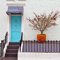 Image showing notting   hill  area  in london    and flowers