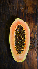 Image showing top view sliced fresh papaya