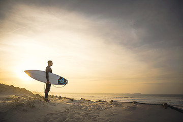 Image showing Searching for the swell