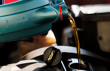 Image showing Fresh motor oil