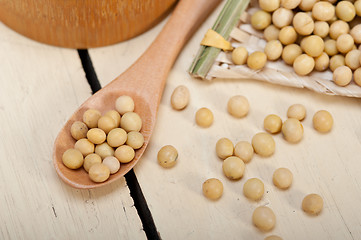 Image showing organic soya beans 