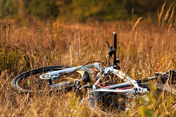 Image showing Mountain bicycle at sunny day