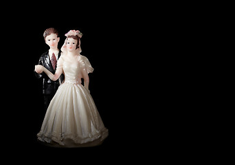 Image showing Wedding cake figurines.