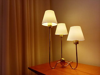 Image showing Classic style table lamp decorating a room