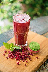 Image showing fruit drink with cranberries