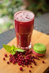 Image showing fruit drink with cranberries