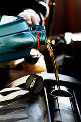 Image showing Fresh motor oil