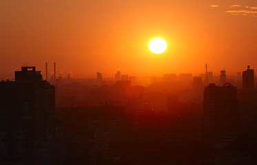 Image showing Sunrise over the city.