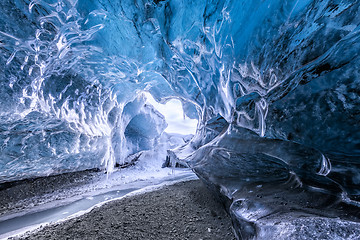 Image showing Amazing glacial cave