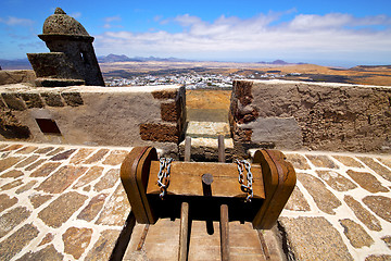 Image showing winch house     lanzarote  spain the old wall castle  sentry tow