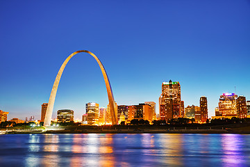 Image showing Downtown St Louis, MO with the Old Courthouse and the Gateway Ar