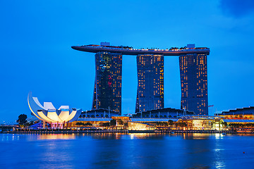 Image showing Overview of the marina bay with Marina Bay Sands