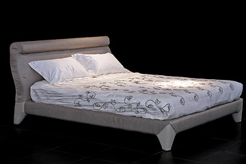 Image showing Grey double bed