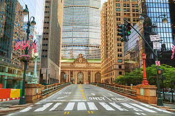 Image showing Grand Central Terminal viaduc and old entrance