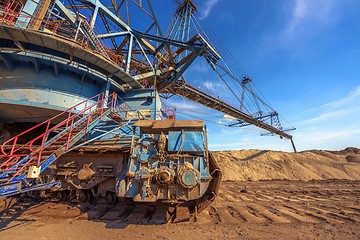 Image showing Large excavator machine in the mine