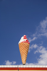 Image showing Giant Icecream