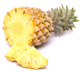 Image showing ripe pineapple