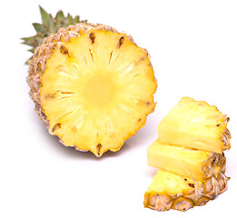 Image showing ripe pineapple