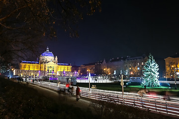 Image showing City skating rink at Advent