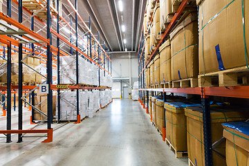 Image showing cargo boxes storing at warehouse shelves