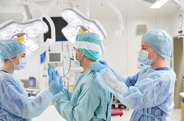 Image showing surgeons in operating room at hospital