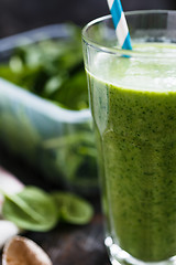 Image showing Green smoothie in glass