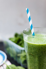 Image showing Green smoothie in glass