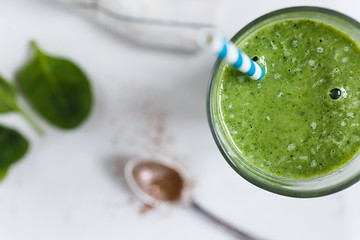 Image showing Green smoothie in the glass