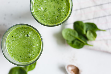 Image showing Two green smoothie in the glass