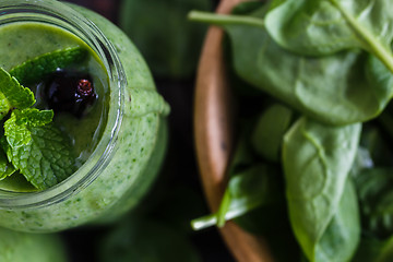 Image showing Green smoothie in the jar