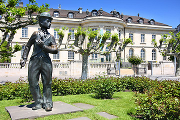 Image showing VEVEY, SWITZERLAND - 24 MAY: Bronze statue of comedian actor Cha