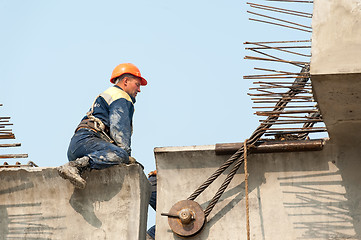 Image showing Builder Worker on bridge construction