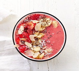 Image showing bowl of breakfast smoothie