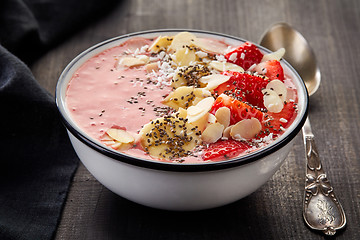 Image showing bowl of breakfast smoothie