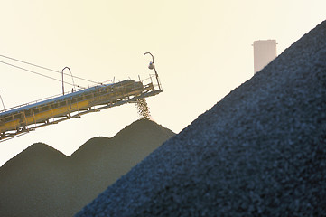 Image showing Iron ore and conveyor 