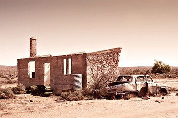 Image showing old car and ruins