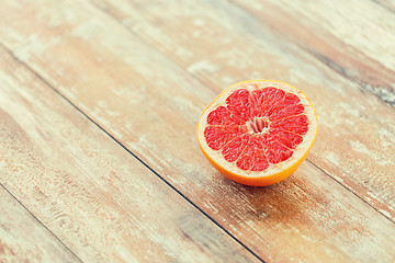 Image showing close up of fresh juicy cut grapefruit