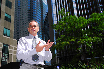Image showing Businessman talking