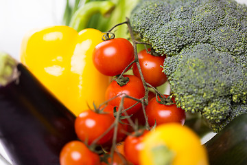 Image showing close up of ripe vegetables in glass bowl on table