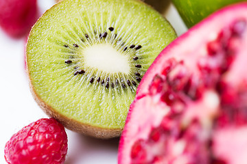 Image showing close up of ripe kiwi and other fruits
