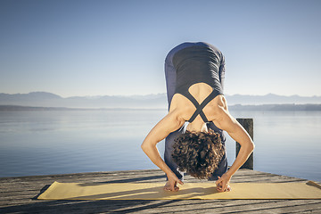 Image showing yoga woman lake