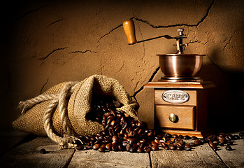 Image showing Coffee and mill