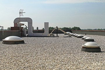 Image showing Gravel Flat Roof