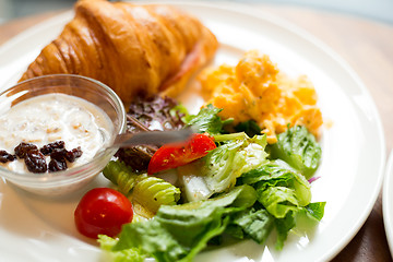 Image showing Salad and croissant