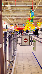 Image showing RUSSIA - DECEMBER, 12.2015: Entrance to the supermarket in Petro