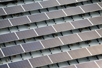 Image showing Solar power panel on roof top