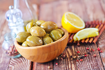 Image showing green olives