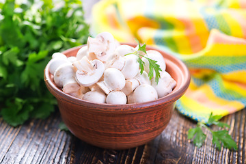 Image showing raw mushrooms