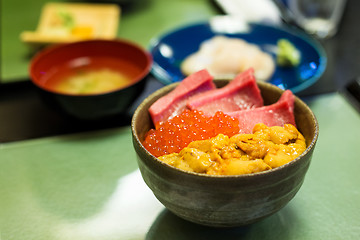 Image showing Donburi of japanese seafood