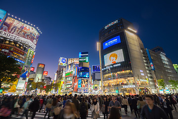 Image showing Pedestrians at Shibuya Crossing, Tokio, Japan